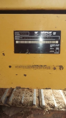 CAT 320D