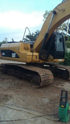 CAT 320D