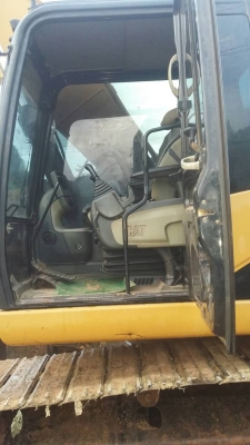 CAT 320D