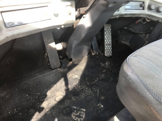 ขายรถตักล้อยาง TCM L39 (ขนาดเท่า WA400) รถนอกนำเข้าจากญี่ปุ่น สภาพสวยพร้อมใช้งาน มีVDOการทำงานครับ