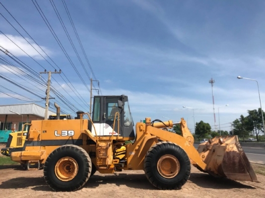 ขายรถตักล้อยาง TCM L39 (ขนาดเท่า WA400) รถนอกนำเข้าจากญี่ปุ่น สภาพสวยพร้อมใช้งาน มีVDOการทำงานครับ