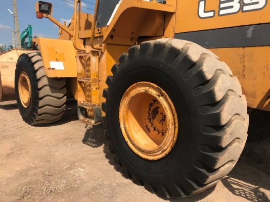 ขายรถตักล้อยาง TCM L39 (ขนาดเท่า WA400) รถนอกนำเข้าจากญี่ปุ่น สภาพสวยพร้อมใช้งาน มีVDOการทำงานครับ