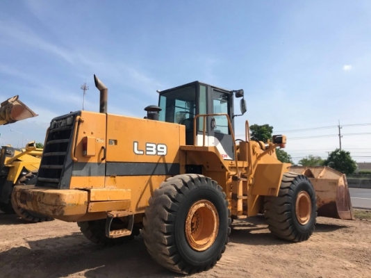 ขายรถตักล้อยาง TCM L39 (ขนาดเท่า WA400) รถนอกนำเข้าจากญี่ปุ่น สภาพสวยพร้อมใช้งาน มีVDOการทำงานครับ