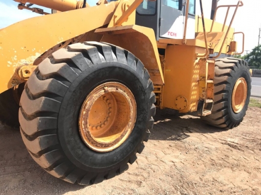 ขายรถตักล้อยาง TCM L39 (ขนาดเท่า WA400) รถนอกนำเข้าจากญี่ปุ่น สภาพสวยพร้อมใช้งาน มีVDOการทำงานครับ