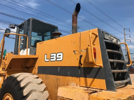 ขายรถตักล้อยาง TCM L39 (ขนาดเท่า WA400) รถนอกนำเข้าจากญี่ปุ่น สภาพสวยพร้อมใช้งาน มีVDOการทำงานครับ