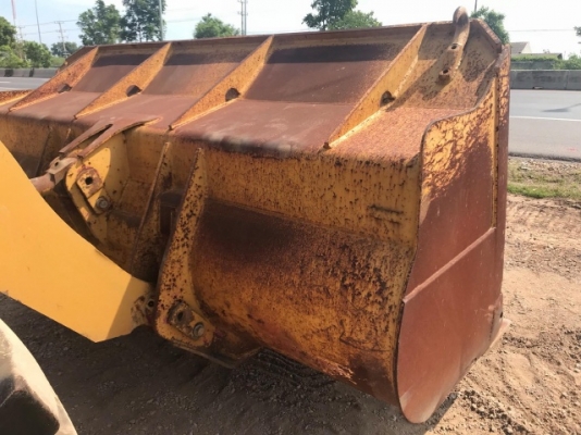 ขายรถตักล้อยาง CAT 938F (ขนาดเท่า WA300) รถนอกนำเข้าเองจากญี่ปุ่น สภาพสวยพร้อมใช้งาน มีVDOการทำงานครับ