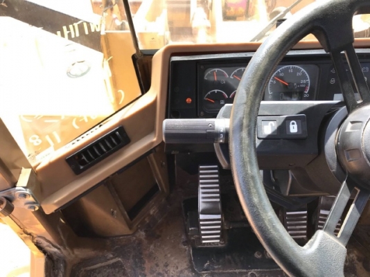 ขายรถตักล้อยาง CAT 938F (ขนาดเท่า WA300) รถนอกนำเข้าเองจากญี่ปุ่น สภาพสวยพร้อมใช้งาน มีVDOการทำงานครับ