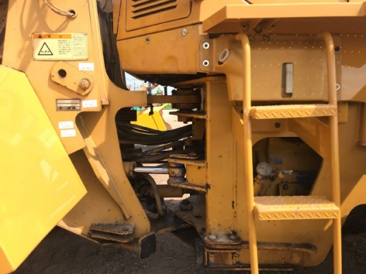 ขายรถตักล้อยาง CAT 938F (ขนาดเท่า WA300) รถนอกนำเข้าเองจากญี่ปุ่น สภาพสวยพร้อมใช้งาน มีVDOการทำงานครับ