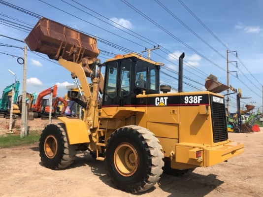 ขายรถตักล้อยาง CAT 938F (ขนาดเท่า WA300) รถนอกนำเข้าเองจากญี่ปุ่น สภาพสวยพร้อมใช้งาน มีVDOการทำงานครับ