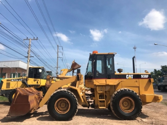 ขายรถตักล้อยาง CAT 938F (ขนาดเท่า WA300) รถนอกนำเข้าเองจากญี่ปุ่น สภาพสวยพร้อมใช้งาน มีVDOการทำงานครับ