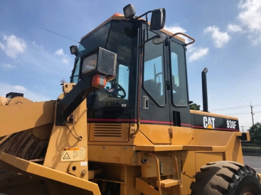ขายรถตักล้อยาง CAT 938F (ขนาดเท่า WA300) รถนอกนำเข้าเองจากญี่ปุ่น สภาพสวยพร้อมใช้งาน มีVDOการทำงานครับ