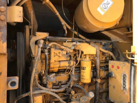 ขายรถตักล้อยาง CAT 938F (ขนาดเท่า WA300) รถนอกนำเข้าเองจากญี่ปุ่น สภาพสวยพร้อมใช้งาน มีVDOการทำงานครับ