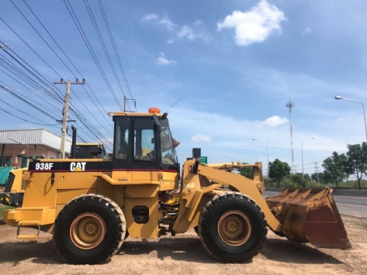 ขายรถตักล้อยาง CAT 938F (ขนาดเท่า WA300) รถนอกนำเข้าเองจากญี่ปุ่น สภาพสวยพร้อมใช้งาน มีVDOการทำงานครับ