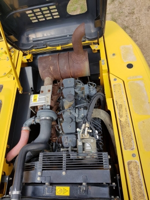 KOMATSU PC200-7 7000 ชม. สนใจติดต่อ 081-4283210