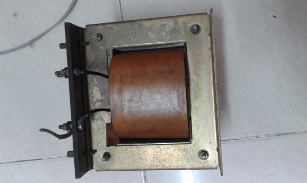 หม้อแปลงไฟ3เฟสเป็น 100 โวล์ 1เฟส 1kw.