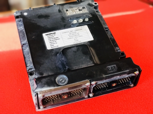 ขาย กล่อง+จอ CAT320D แท้ถอดจากรถ