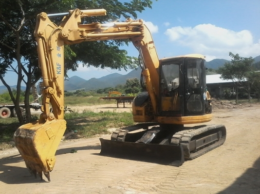 ขายด่วน***CAT 308 BSR  รถขุดตีนตะขาบขนาดใหญ่   เก่านอก  ขายตามสภาพ  มีเอกสาร / มีเก๋ง  / ใบมีด / พร้อมด้วยลายเจาะหัวกระแทก  ที่มากะตัวรถ   รถ+หัวเจาะ 650,000 บาท เอาแค่ตัวรถ ราคา580,000 บาท สนใจ 089-2619445