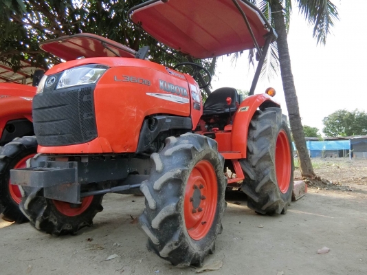 L3608 มือ2 พร้อมใช้งาน ทำงาน1874ชม  อุปกรณ์2ชิ้น ผาน6+โรตารี่ พร้อมจัดส่งฟรี ราคา 240000 พิกัด ร้านส.เจริญแทรกเตอร์ ต.ชุมแสงสงคราม อ.บางระกำ จ. พิษณุโลก ติดต่อ 0906910337