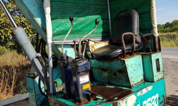 ขายด่วนรถแบคโฮมิสซูMX58เทียบเท่าPC60คอลโทลสั่นปั่มนิ้วเครื่อง4สูบดีปั่มแรงรถนอกเพิ่งนำเข้ามาใหม่ยังไม่เคยใช้งานในเมืองไทยเลย ขายด่วนรถแบคโฮมิสซูMX58เทียบเท่าPC60คอลโทลสั่นปั่มนิ้วเครื่อง4สูบดีปั่มแรงรถนอกเพิ่งนำเข้ามาใหม่ยังไม่เคยใช้งานในเมืองไทยเลย