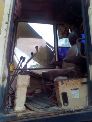 Komatsu PC200-5 รถพร้อมใช้ เครื่องดี ไฟฟ้าครบ โซ่หนา เอวแน่น ซีเรียลสูง