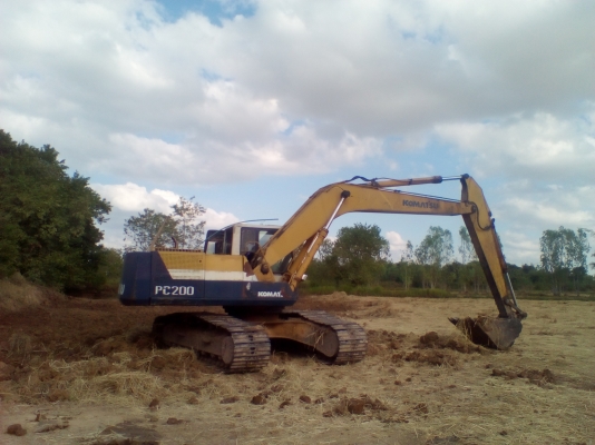 Komatsu PC200-5 รถพร้อมใช้ เครื่องดี ไฟฟ้าครบ โซ่หนา เอวแน่น ซีเรียลสูง