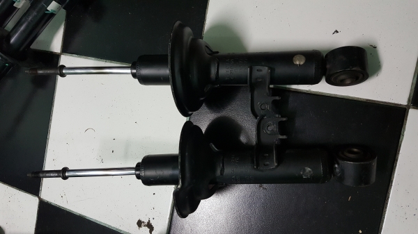 ขายโช็คหน้าวีโก้