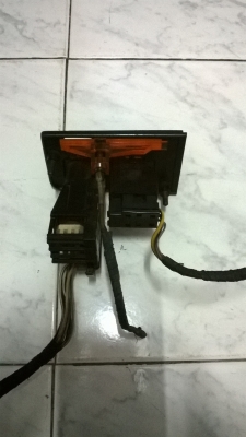 ขายชุดมือดึงเปิดปิดไฟหน้าbmw e30 สภาพดีชุดละ800บ โทร0924462525โส กทม ขายชุดมือดึงเปิดปิดไฟหน้าbmw e30 สภาพดีชุดละ800บ โทร0924462525โส กทม