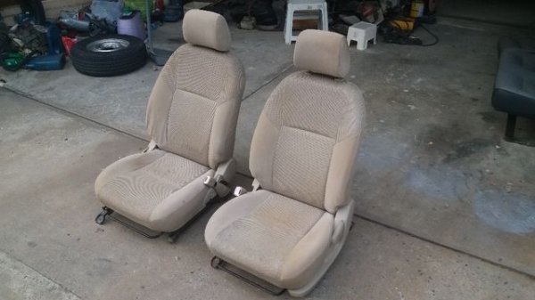 เบาะวีโก้ 1คู่ ขาย 1,500บ.