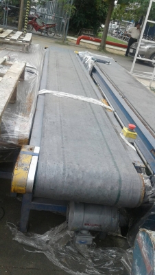 สายพานลำเลียงกว้าง 40 เซ็นยาว 4.5 เมตรกับ 5 เมตรมี 5 ชุด40,000 บาท