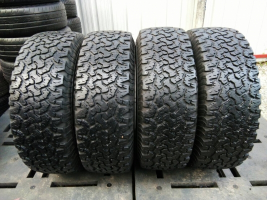 ขายยางBF 265/75R16 ปี13 ดอกยางหนาเต็มเท่ากันไม่มีปะ จำนวน 1 ชุด