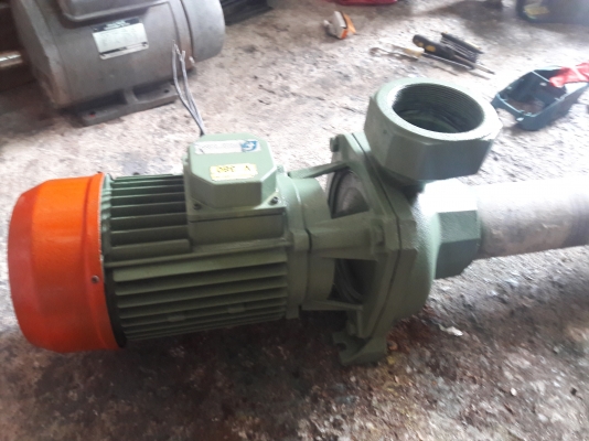 ขาย !! ปั้มน้ำหอยโข่งFORASของอิตาลี่ขนาด3kw.380v.ท่อ3.5"พร้อมใช้ ขาย !! ปั้มน้ำหอยโข่งFORASของอิตาลี่ขนาด3kw.380v.ท่อ3.5"พร้อมใช้