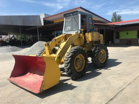 ขายรถตักKOMATSUรุ่นJH30Bรถนอกนำเข้าไม่เคยใช้งานในไทย สภาพดี เครื่องดีเซล4สูบขาย420000ลดเหลือ390000บาท Line:Jiraroj2909