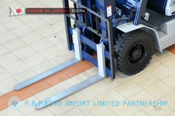 ขายรถโฟล์คลิฟท์มือสอง KOMATSU รุ่น FG20-252967 นำเข้าจากประเทศญี่ปุ่น 100\% ไม่เคยใช้งานในไทย