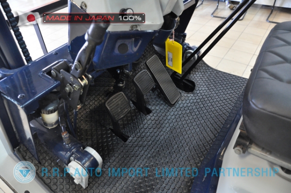 ขายรถโฟล์คลิฟท์มือสอง KOMATSU รุ่น FG20-252967 นำเข้าจากประเทศญี่ปุ่น 100\% ไม่เคยใช้งานในไทย