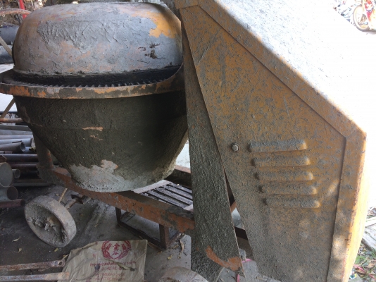 โม่ปูน โม่ปูน