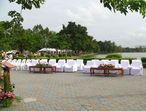 เชียงใหม่เต็นท์โดมเต็นโกดังเต็นท์แอร์เช่าเก้าอี้เช่าพัดลมไอน้ำเช่าโต๊ะจีนเช่าโต๊ะเหลี่ยม 0858125157 เชียงใหม่เต็นท์โดมเต็นโกดังเต็นท์แอร์เช่าเก้าอี้เช่าพัดลมไอน้ำเช่าโต๊ะจีนเช่าโต๊ะเหลี่ยม 0858125157