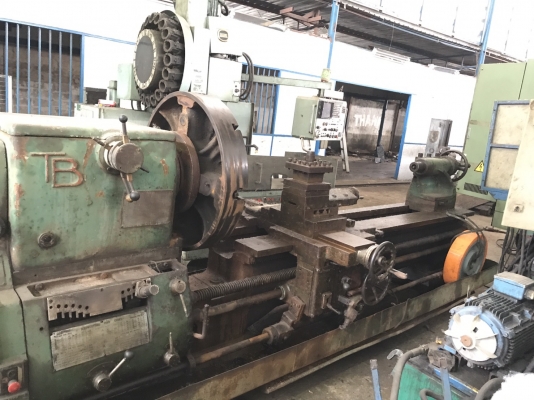 เครื่องกลึง 10 ฟุต  4 จับ  800 สวิง 1,200 รูผ่าน 4 นิ้วยันงานได้ 2 เมตร พวงมาลัยขวา  ราคากันเองครับ