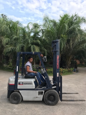 ขายFORKLIFT KOMATSU FG15-15(1.5ตัน)(เสา4เมตร) สวยเดิมจากญี่ปุ่น ยังไม่เคยใช้ในไทย 139,000เท่านั้น!!