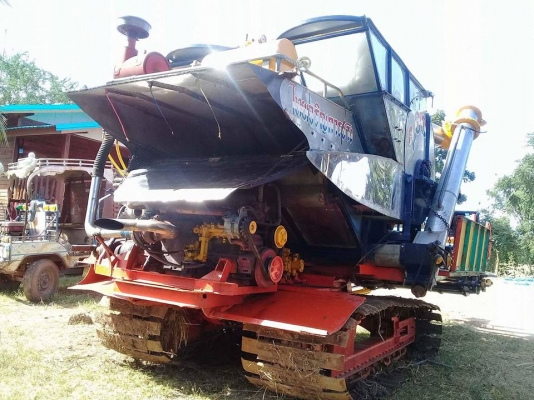 ขายรถเกี่ยวข้าว เสปก10-22-195 ปากใหม่คอใหม่ ช่วงล่างใหม่ พร้อมใช้งานราคา700,000 สนใจโทร 090-8588220 090-3258446 090-4610380 ดูประกาศทั้งหมด https://www.facebook.com/narong2truck/ www.narong2truck.com www.truck.in.th/498 รับจัดไฟแนนซ์นอกสถานที่ เพจFacebook