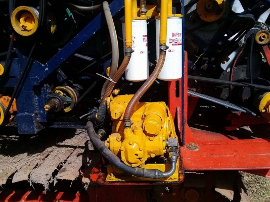 ขายรถเกี่ยวข้าว เสปก10-22-195 ปากใหม่คอใหม่ ช่วงล่างใหม่ พร้อมใช้งานราคา700,000 สนใจโทร 090-8588220 090-3258446 090-4610380 ดูประกาศทั้งหมด https://www.facebook.com/narong2truck/ www.narong2truck.com www.truck.in.th/498 รับจัดไฟแนนซ์นอกสถานที่ เพจFacebook