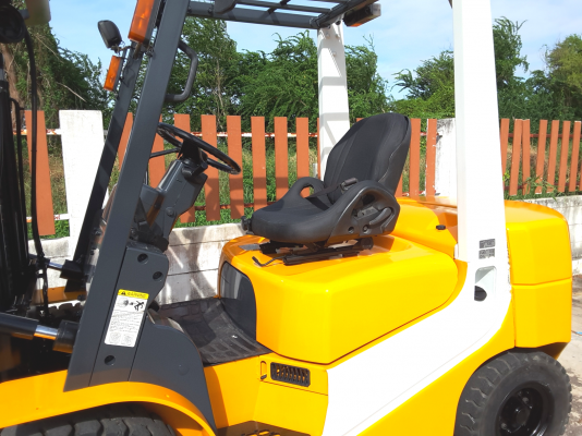 ขาย TCM 3 ตันดีเซล เสายกสูง 4.3 เมตรงาสไลน์ สนใจ 0813535948