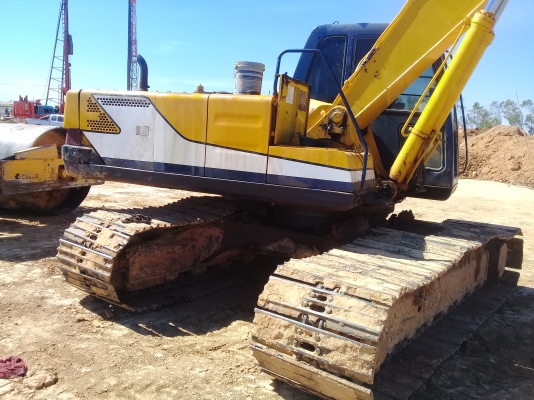 ขายรถ แบคโฮ KOBELCO MARK 3