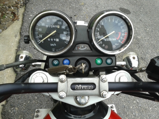 ขาย/แลก kawasaki zephyr400 ทะเบียนโอน