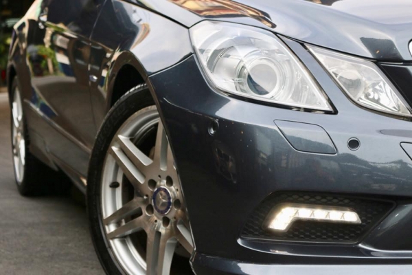 Benz E350 CDI Coupe ปี10