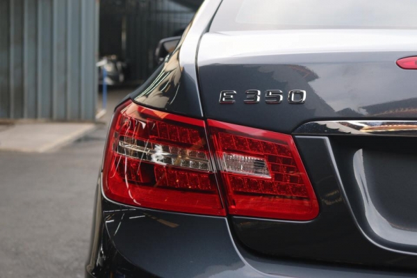 Benz E350 CDI Coupe ปี10