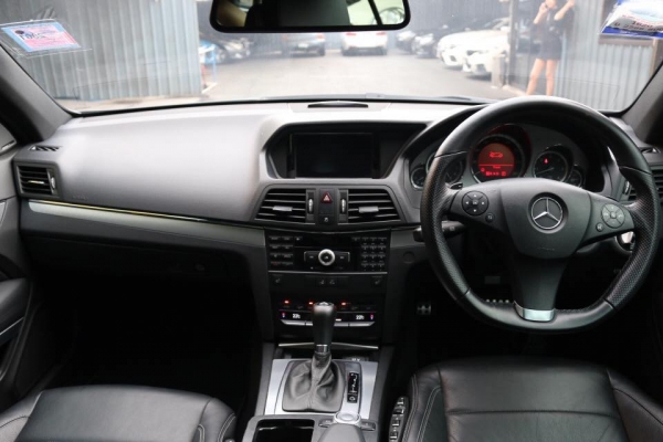 Benz E350 CDI Coupe ปี10