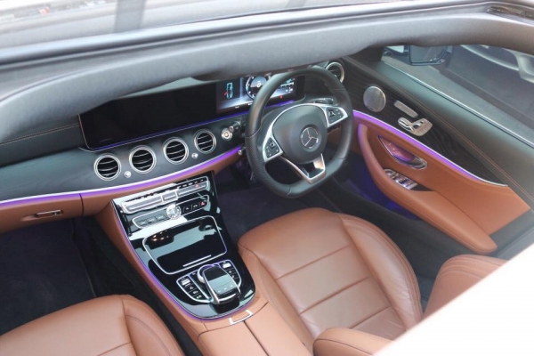 Benz E220d Estate AMG Dynamic ปี16 (ดีเซล)