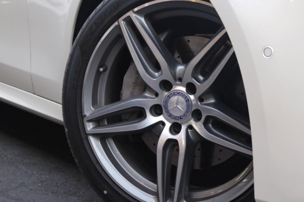 Benz E220d Estate AMG Dynamic ปี16 (ดีเซล)