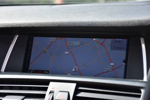 BMW X3 X-drive 2.0D Highline ปี 12 Fulloption