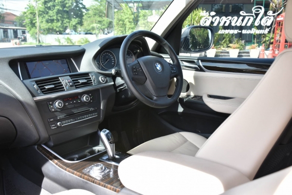 BMW X3 X-drive 2.0D Highline ปี 12 Fulloption